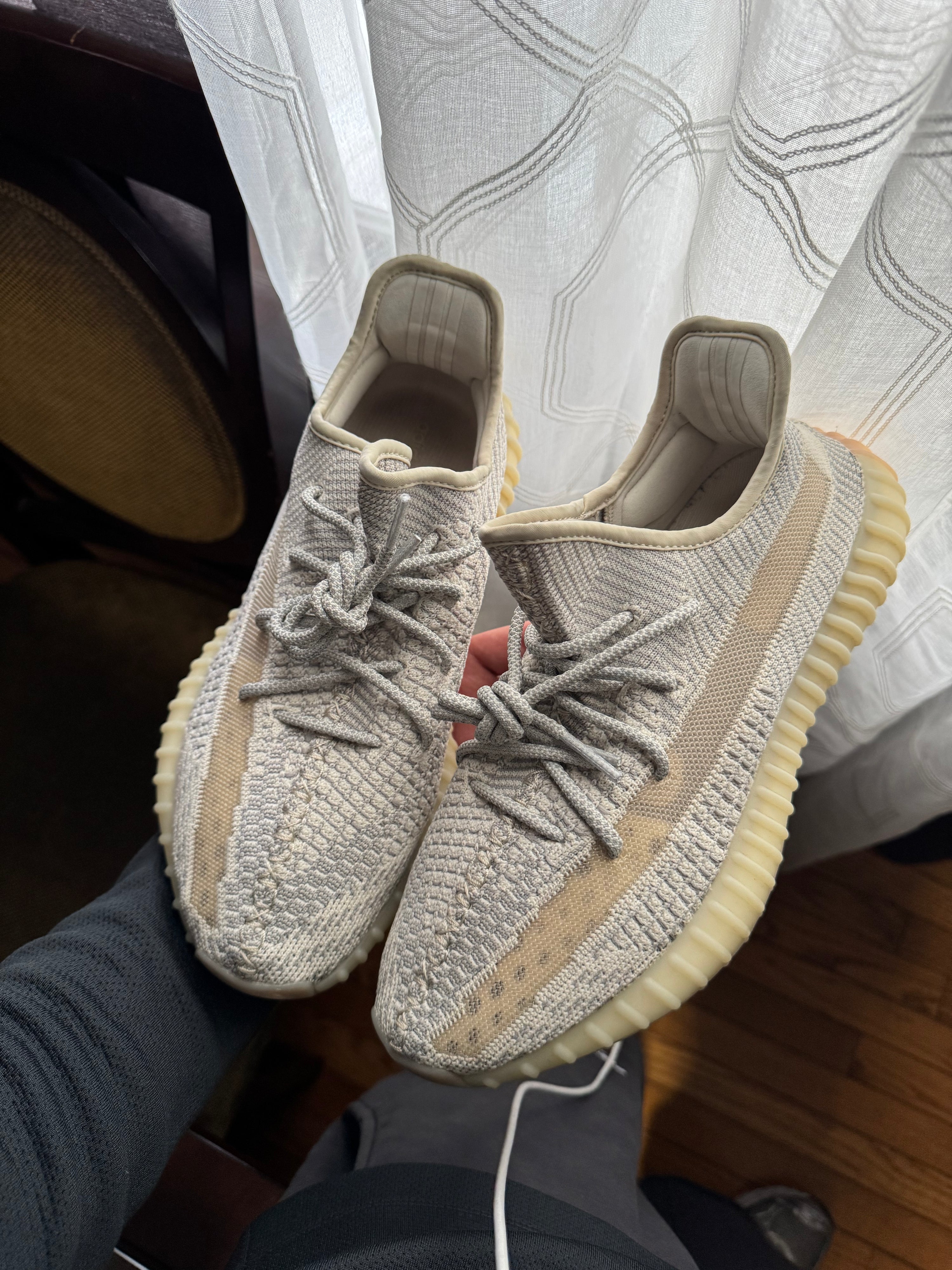 Yeezy 350 Landmark USED
